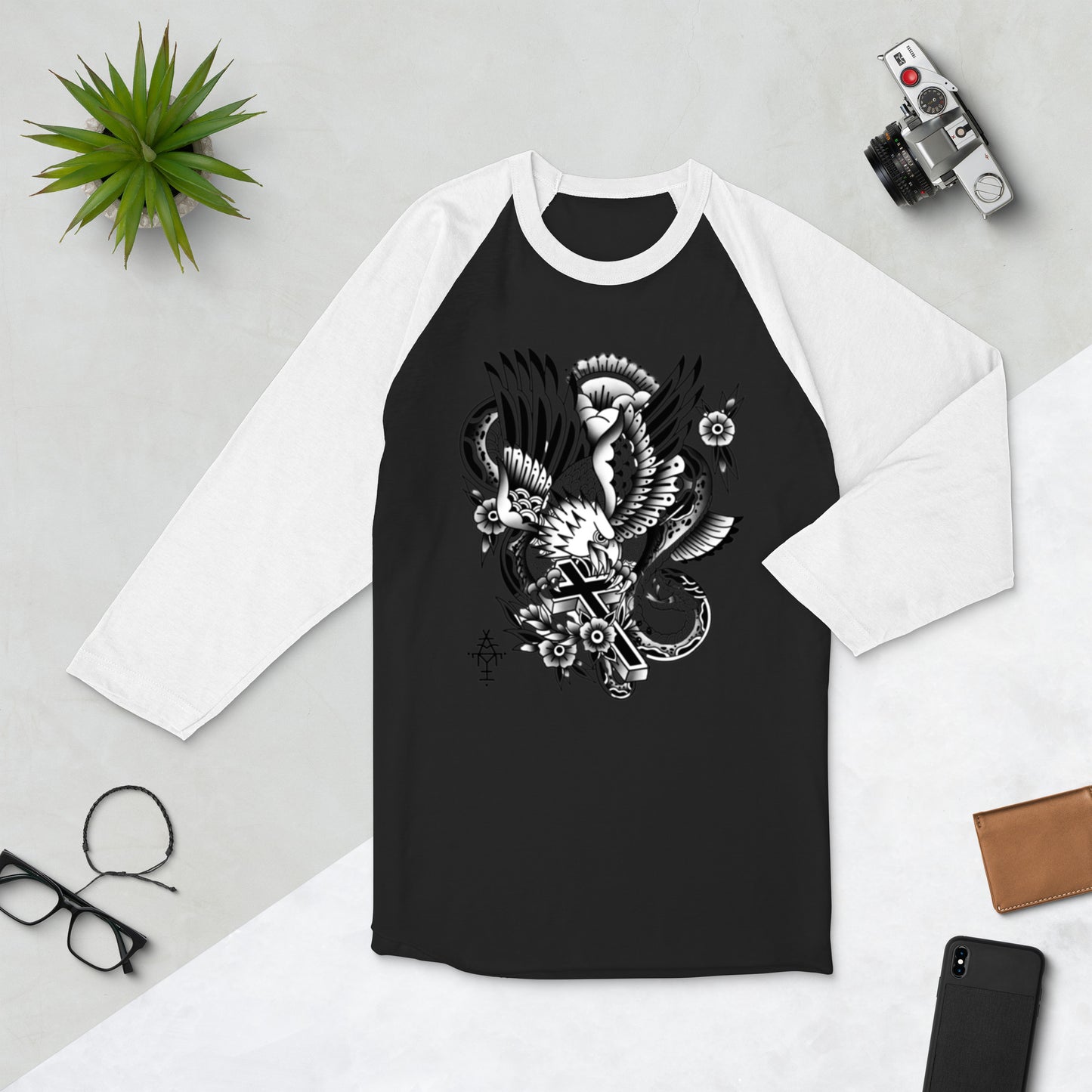 @tattooske 3/4 sleeve raglan shirt