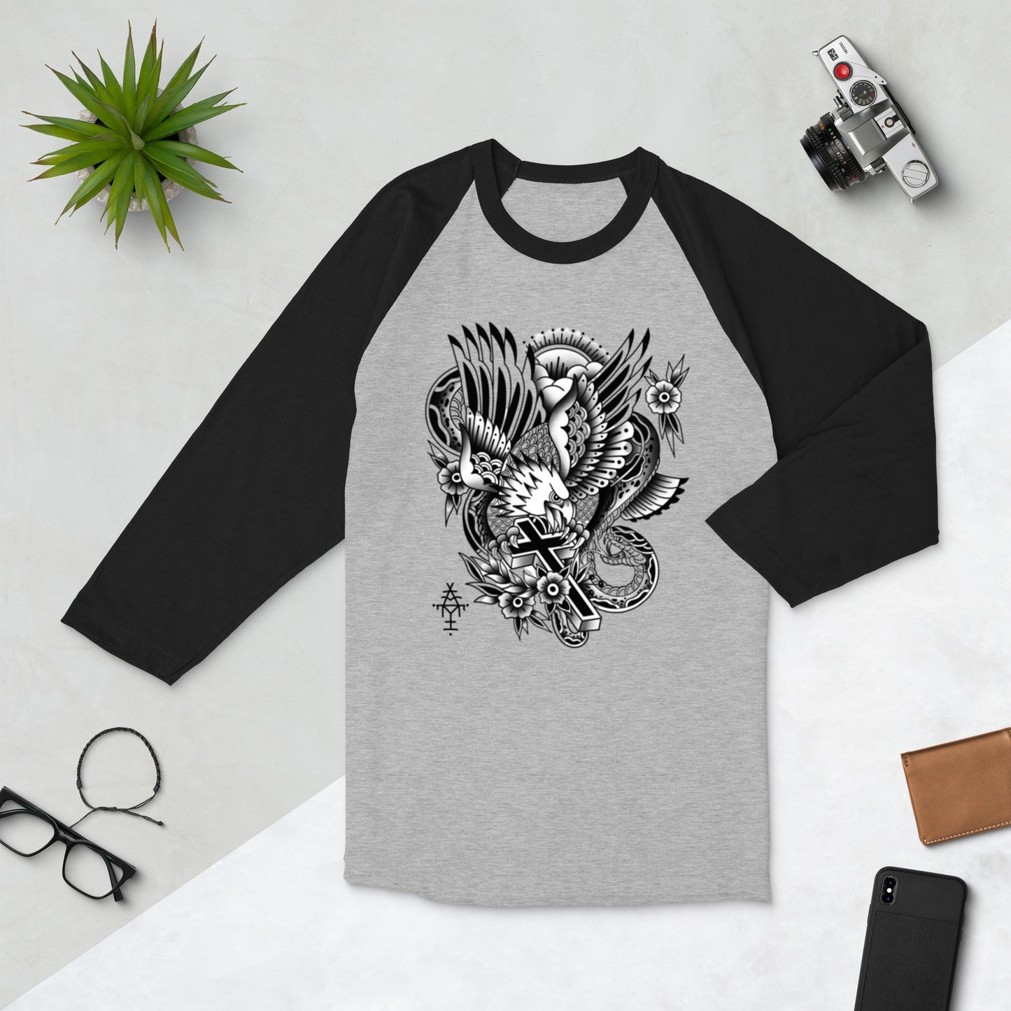 @tattooske 3/4 sleeve raglan shirt